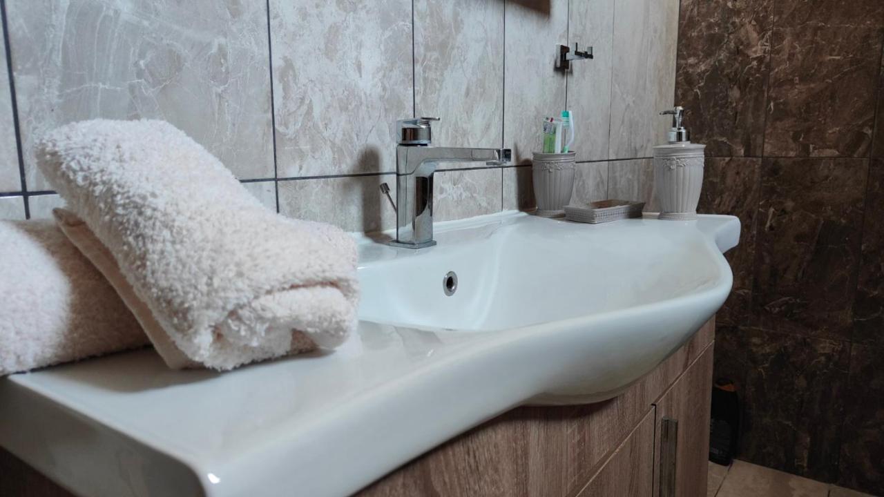Γιώργος Και Εύα Appartement Karianí Buitenkant foto