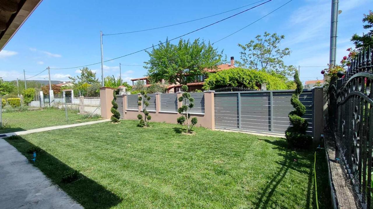 Γιώργος Και Εύα Appartement Karianí Buitenkant foto