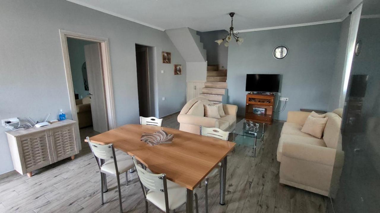 Γιώργος Και Εύα Appartement Karianí Buitenkant foto
